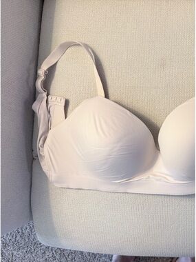 Soma Smooth Padded Bra - Light Blush. Size 40C